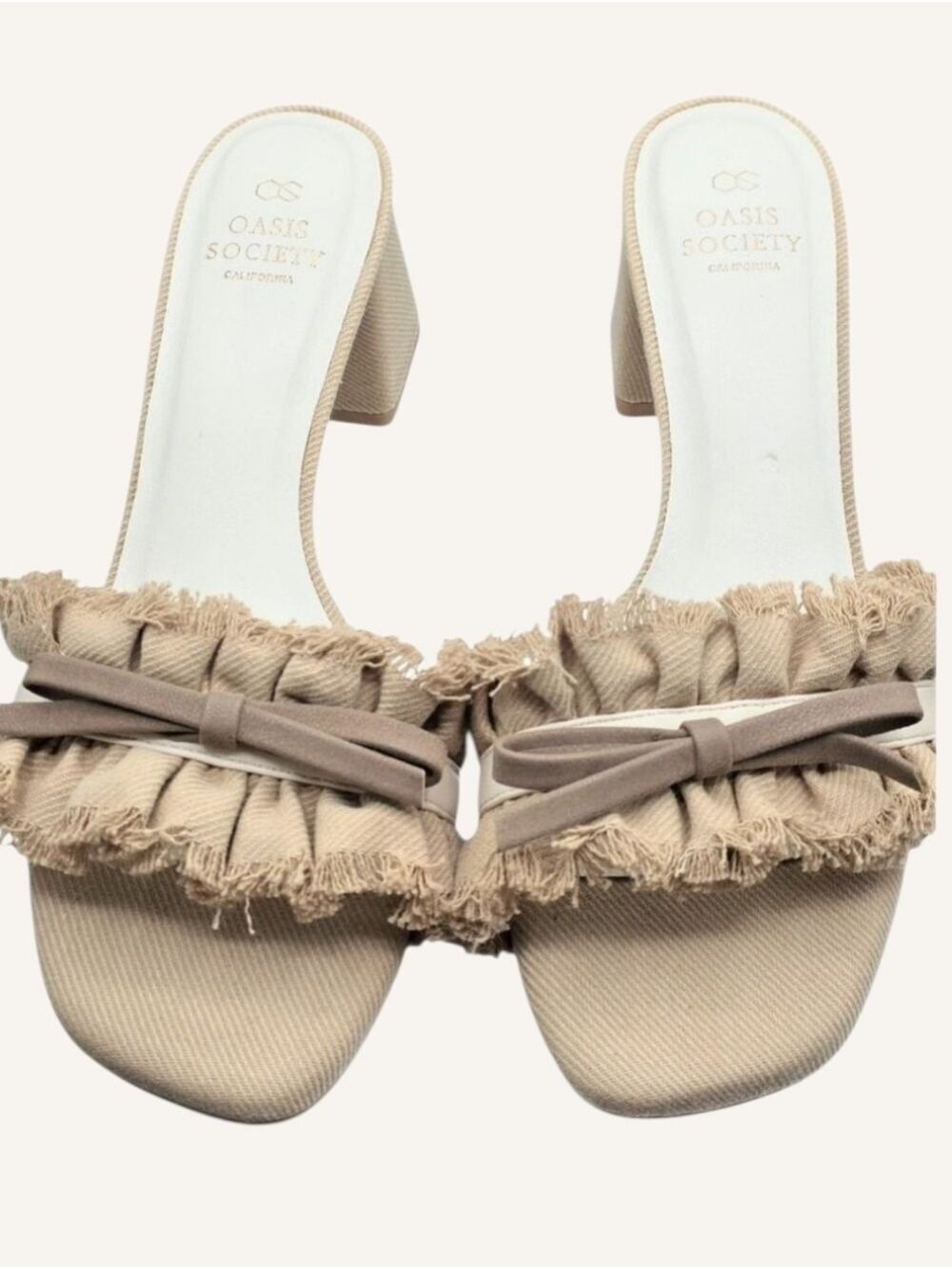 Oasis Society Julissa Khaki Ruffle Bow Heel Sandals Size 8 NWT - Picture 4 of 8